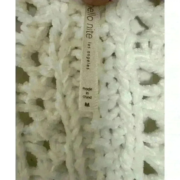 Hello Nite Super Soft Cream Cardigan Size M EUC Beautiful Open Knitted Pattern - Picture 3 of 9